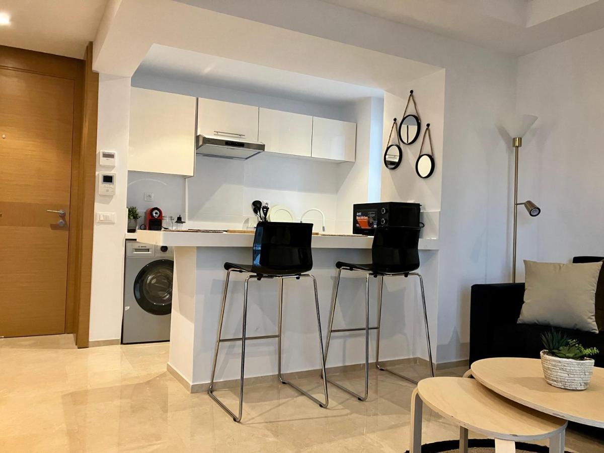 Standing Cfc Apartamento
